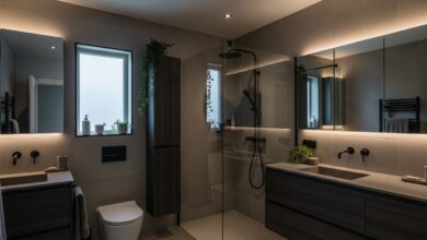 Badezimmer dunkel gestalten: Tipps für Luxus, Licht und die perfekte Planung